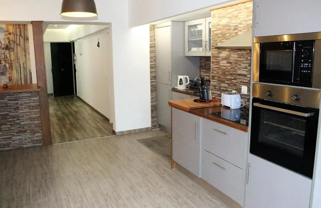 Santos Deluxe Apartment-1